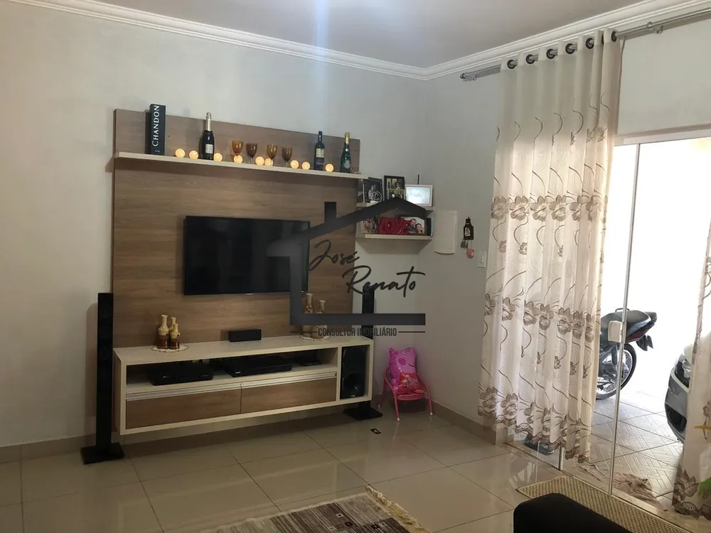 Casa, 3 quartos, 129 m² - Foto 2