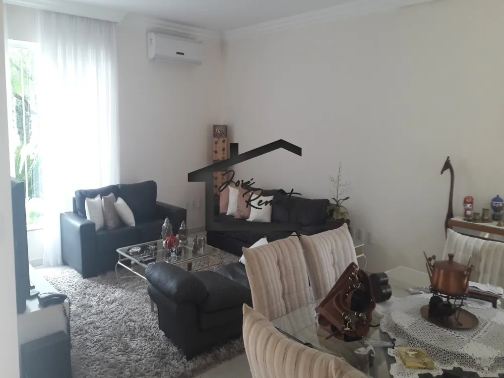 Casa, 3 quartos, 215 m² - Foto 3