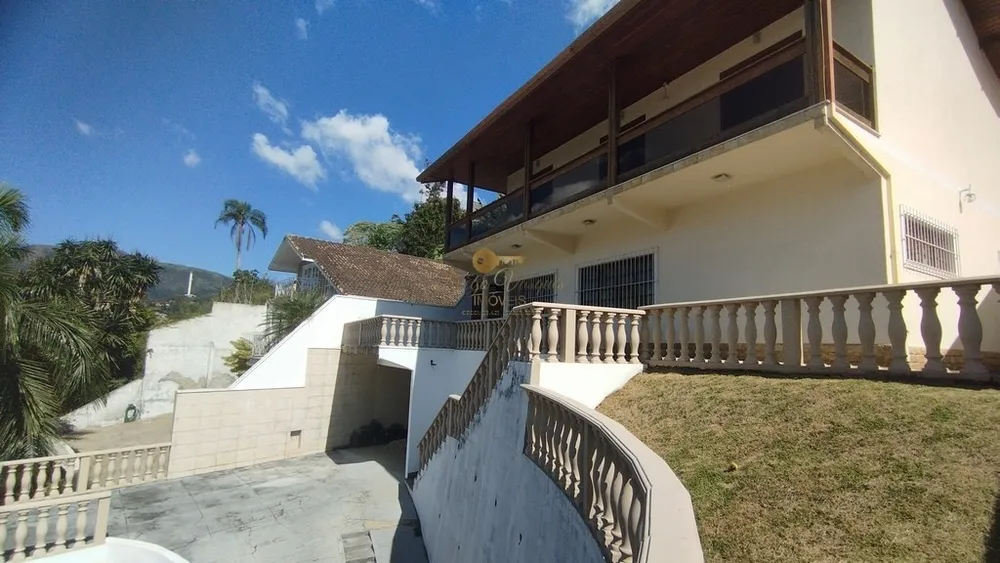 Casa, 4 quartos, 485 m² - Foto 1