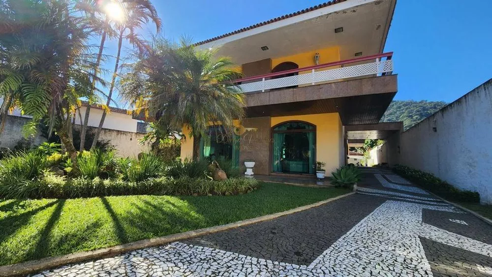 Casa, 7 quartos, 881 m² - Foto 1