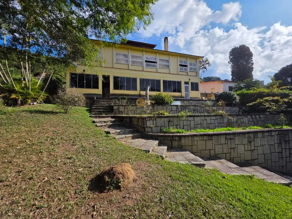 Casa, 6 quartos, 375 m² - Foto 1