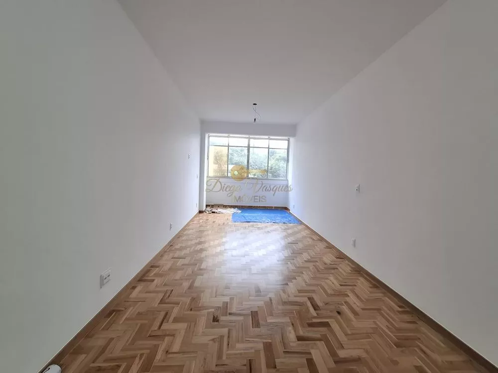 Apartamento à venda com 1 quarto, 31m² - Foto 2