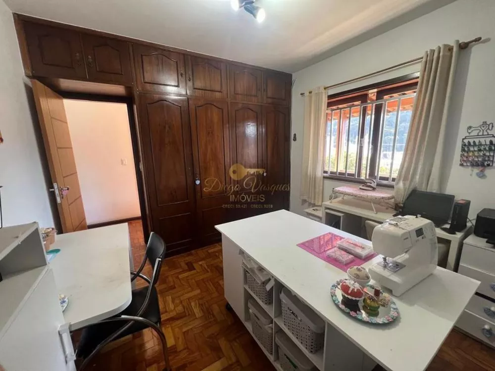 Casa, 5 quartos, 446 m² - Foto 1