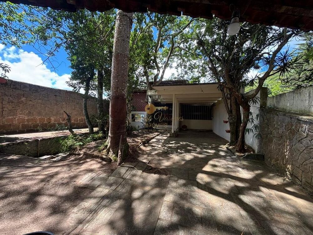 Casa à venda com 5 quartos, 510m² - Foto 1