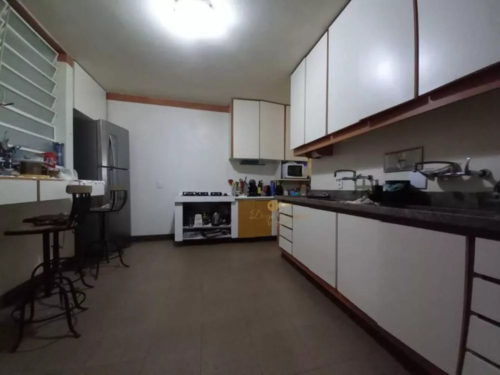 Casa, 5 quartos, 1000 m² - Foto 2