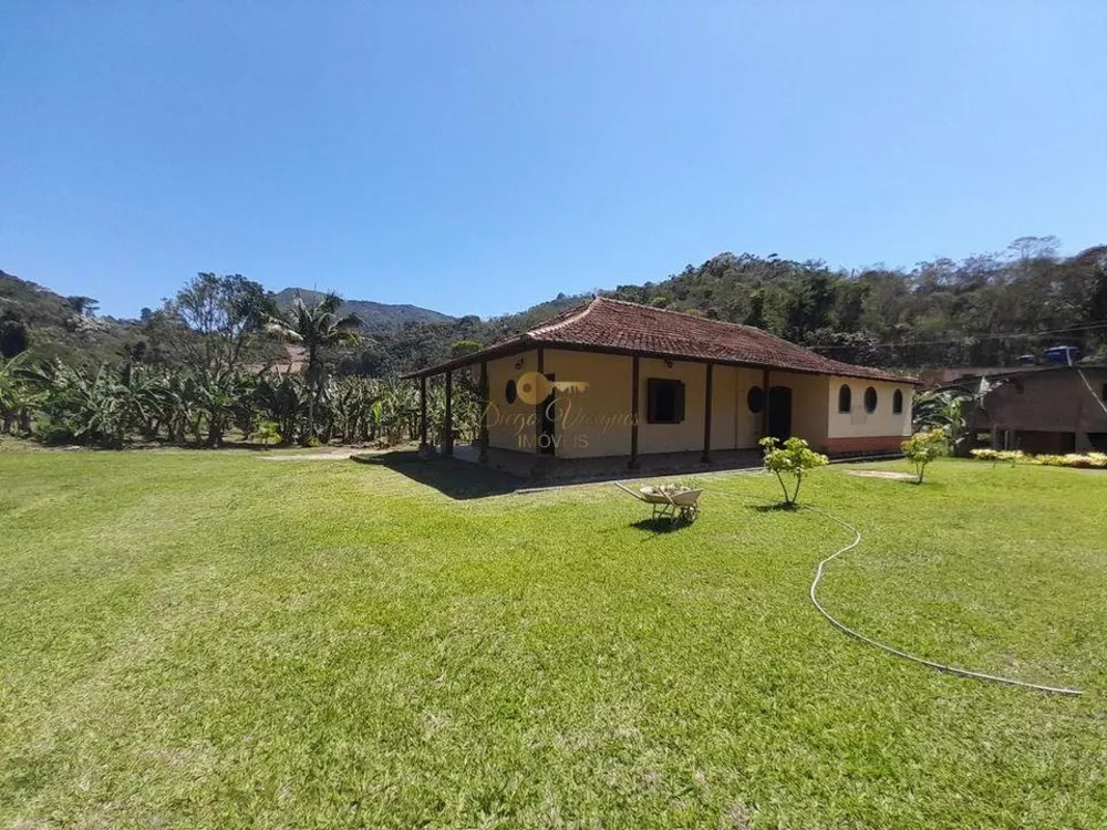 Fazenda à venda com 2 quartos, 6m² - Foto 1