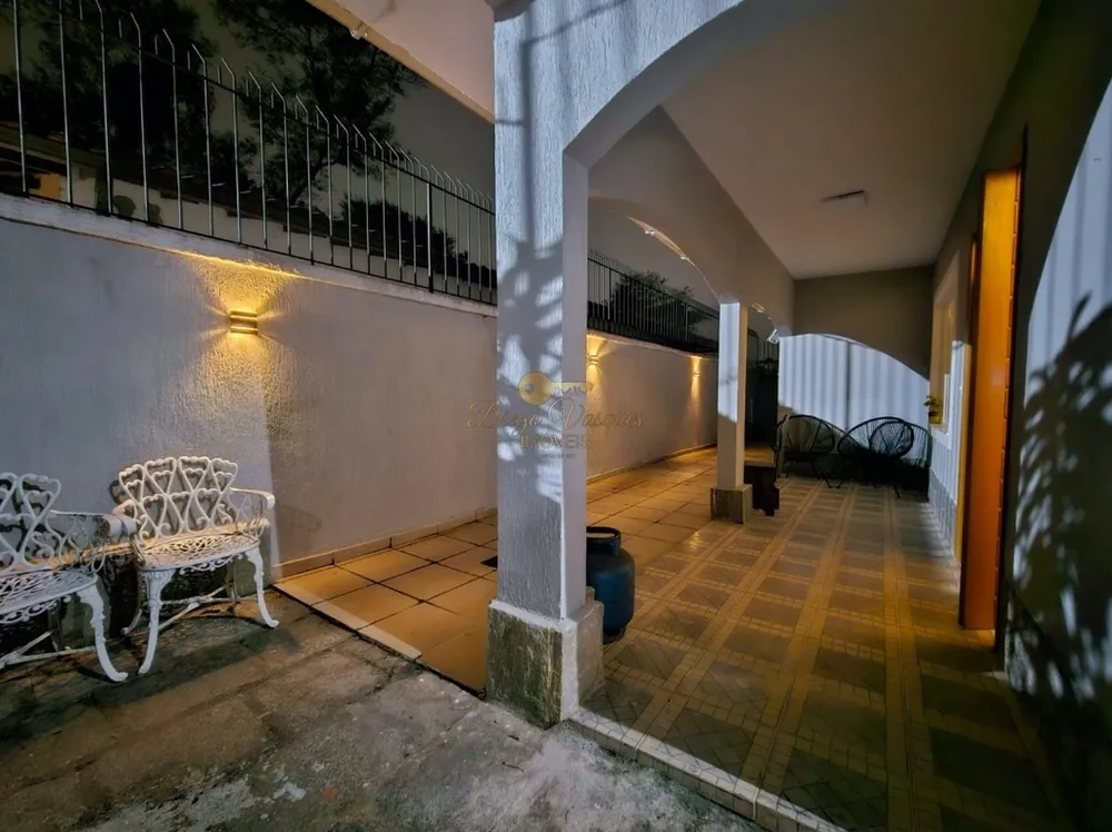 Casa, 3 quartos, 160 m² - Foto 2
