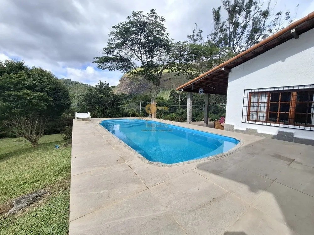 Casa, 3 quartos, 1611 m² - Foto 4