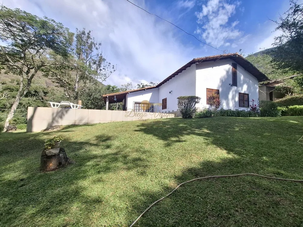 Casa, 3 quartos, 1611 m² - Foto 1