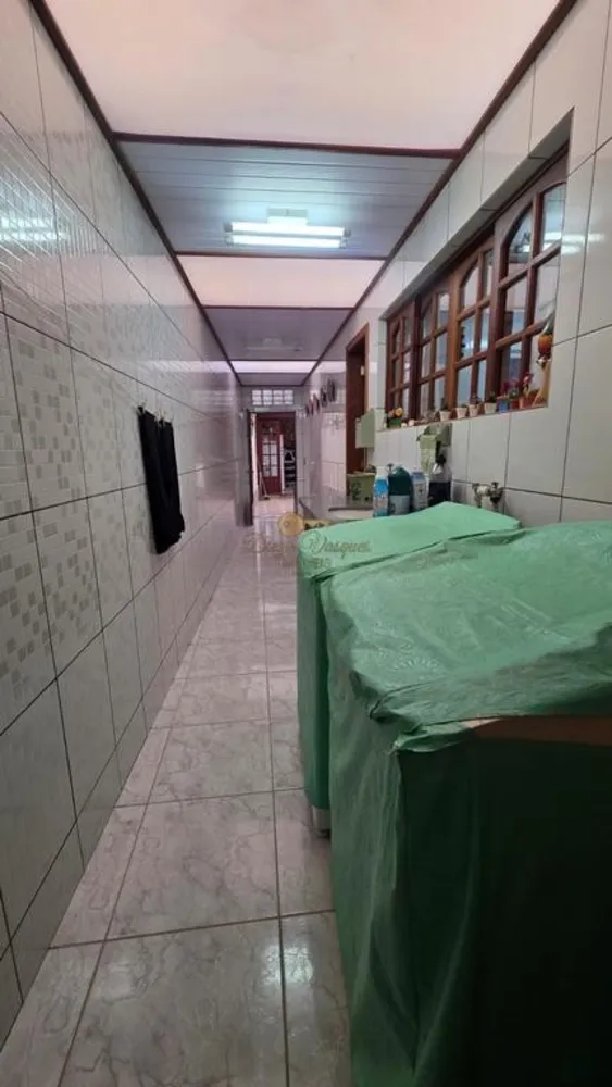 Casa, 4 quartos, 256 m² - Foto 33