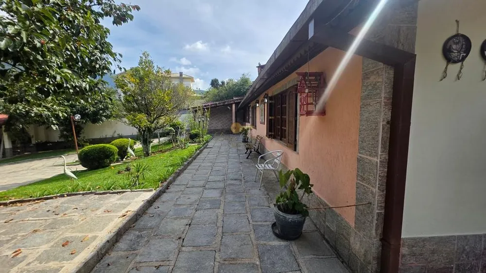 Casa, 4 quartos, 256 m² - Foto 2