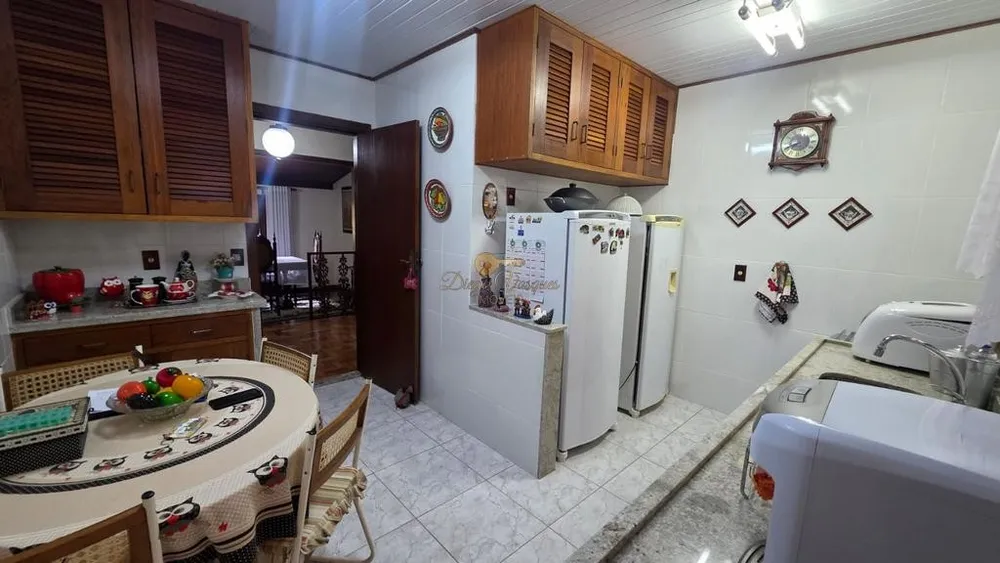 Casa, 4 quartos, 256 m² - Foto 32