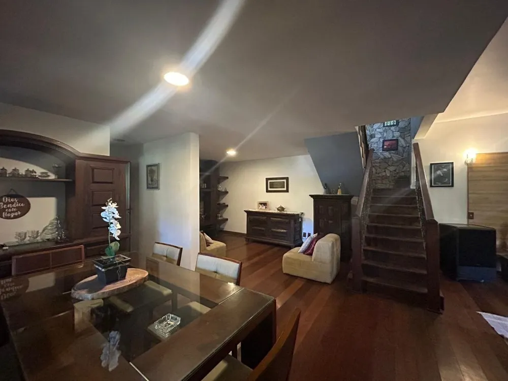 Casa, 4 quartos, 300 m² - Foto 31