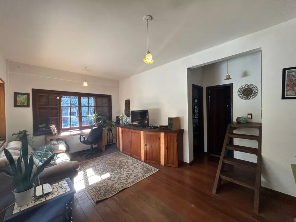 Casa, 4 quartos, 300 m² - Foto 9