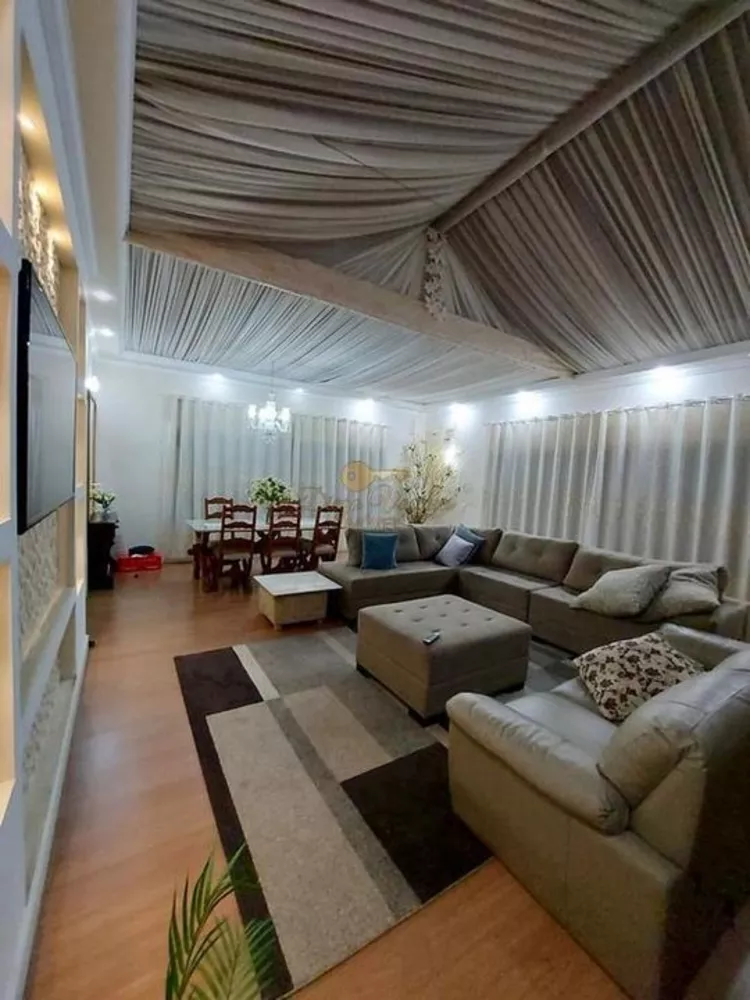 Casa, 4 quartos, 806 m² - Foto 4