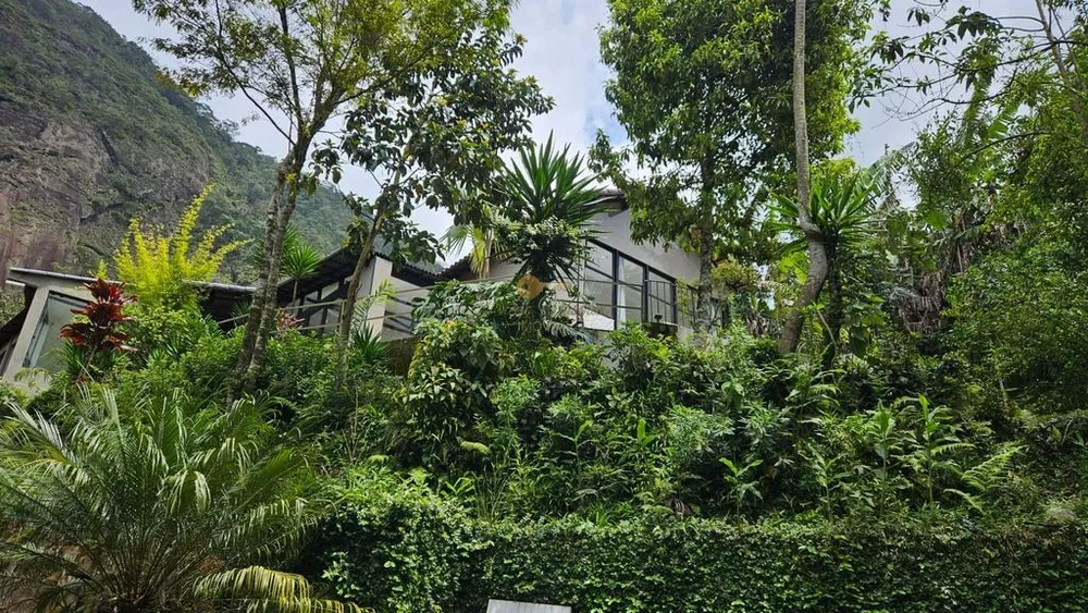 Casa, 3 quartos, 252 m² - Foto 1