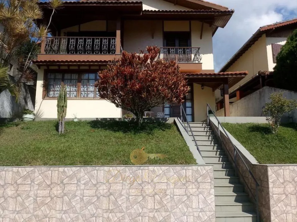 Casa, 4 quartos, 287 m² - Foto 1