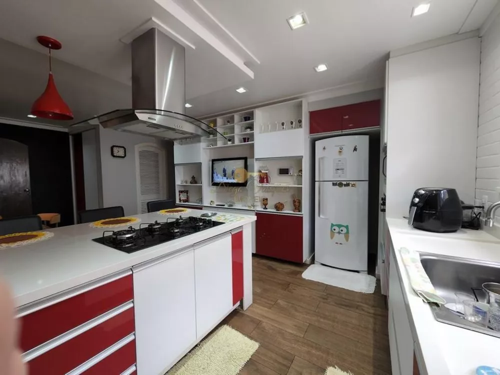 Casa, 3 quartos, 300 m² - Foto 13