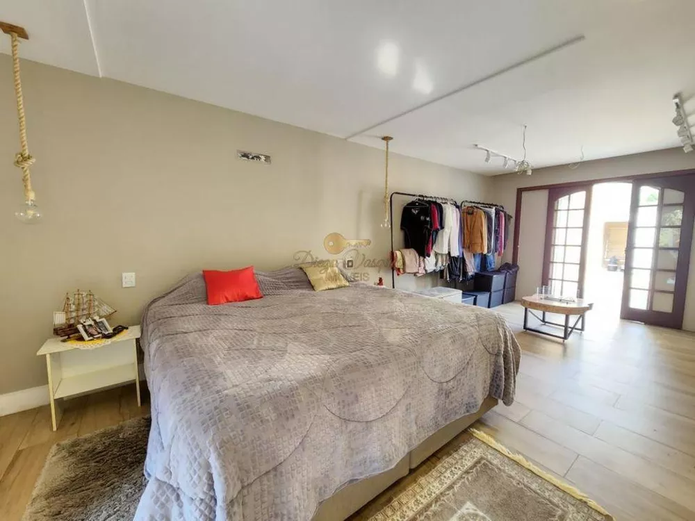 Casa, 3 quartos, 300 m² - Foto 24