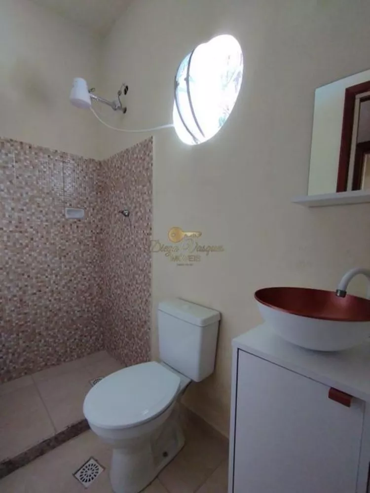 Casa, 3 quartos, 124 m² - Foto 2