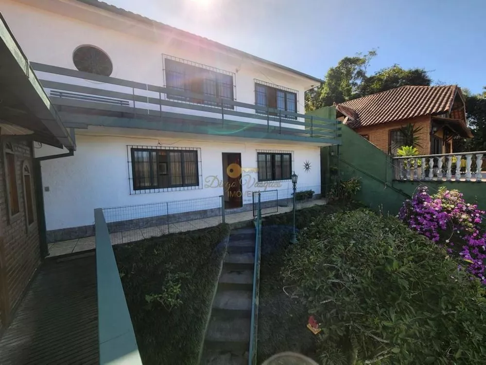 Casa, 4 quartos, 360 m² - Foto 1