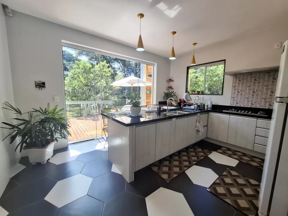 Casa, 4 quartos, 1787 m² - Foto 27