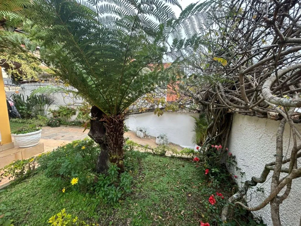 Casa, 4 quartos, 240 m² - Foto 3