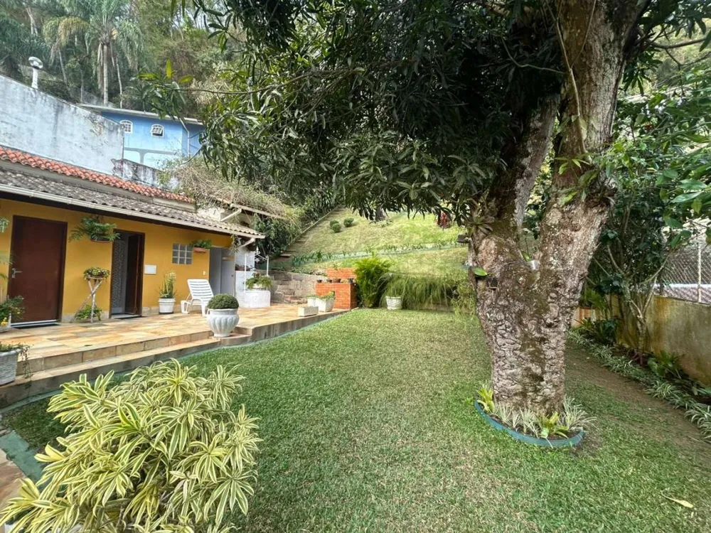 Casa, 4 quartos, 240 m² - Foto 12