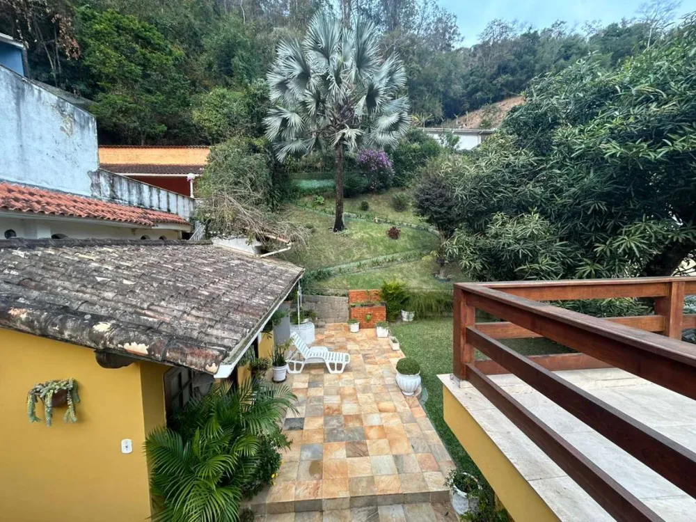 Casa, 4 quartos, 240 m² - Foto 2