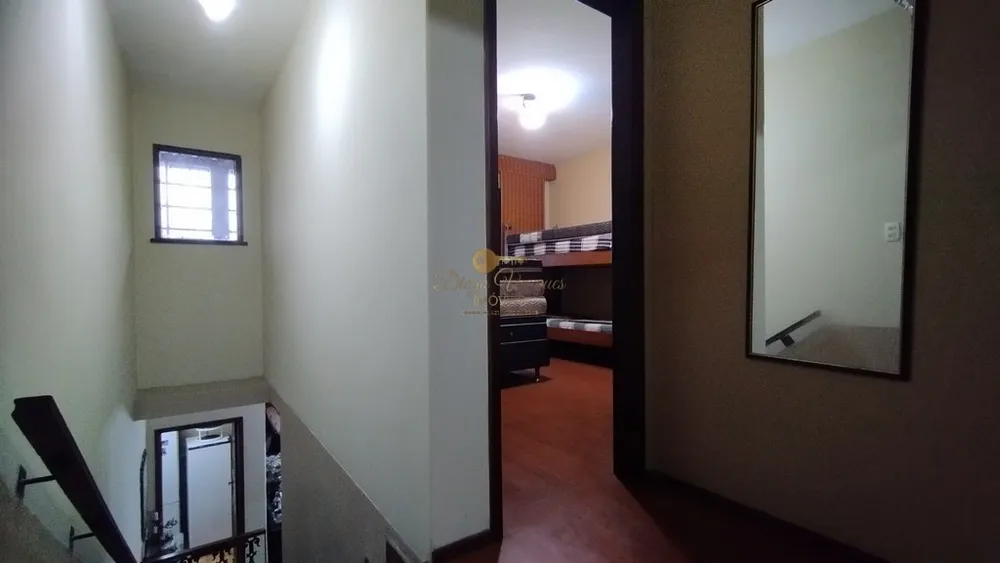 Casa, 3 quartos, 2228 m² - Foto 12