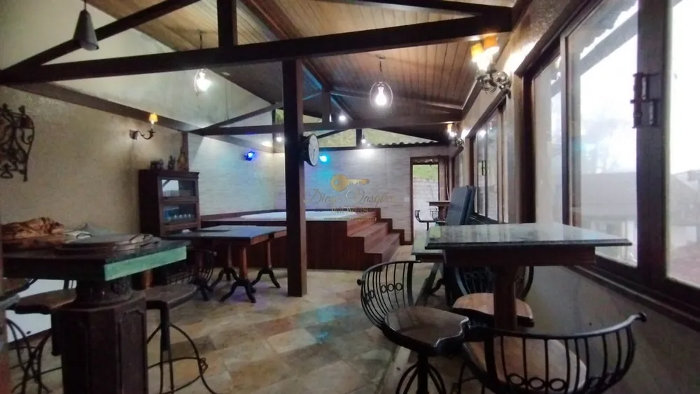 Casa, 3 quartos, 2228 m² - Foto 28