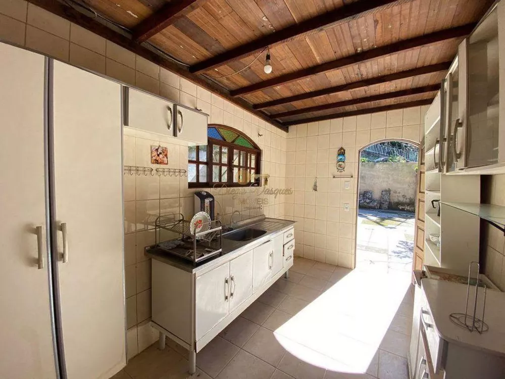 Casa, 4 quartos, 200 m² - Foto 4
