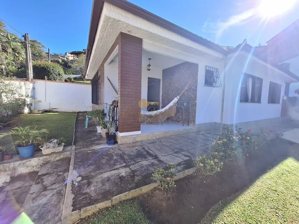 Casa, 3 quartos, 244 m² - Foto 3