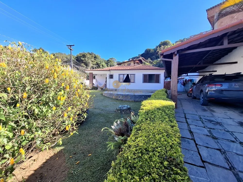 Casa, 3 quartos, 244 m² - Foto 1