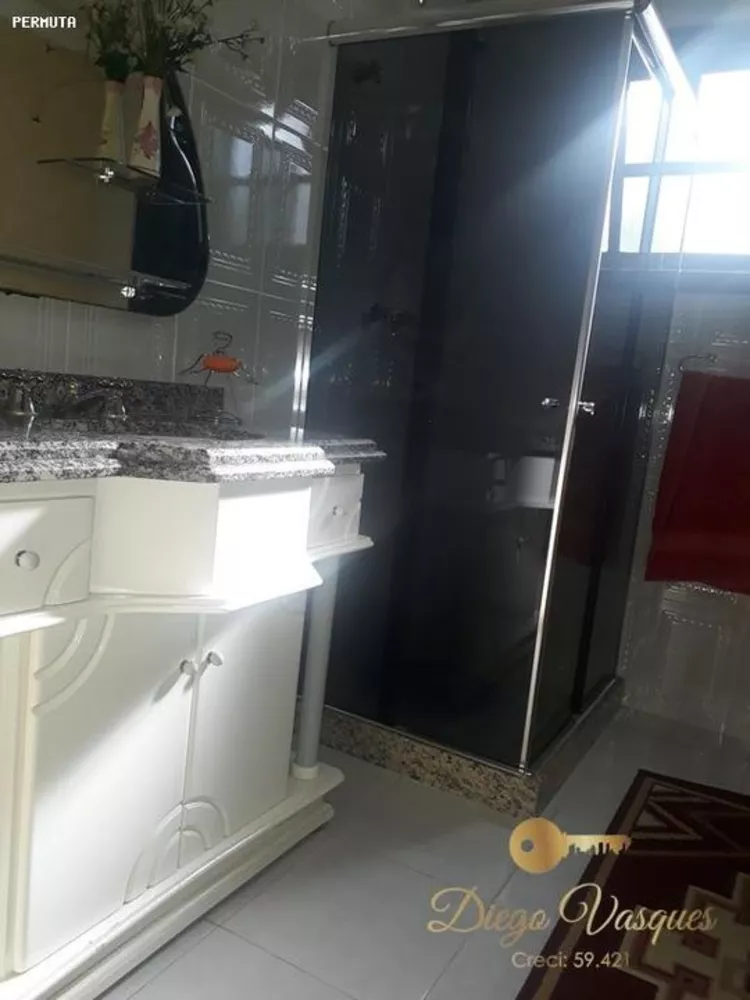 Casa, 3 quartos, 210 m² - Foto 12