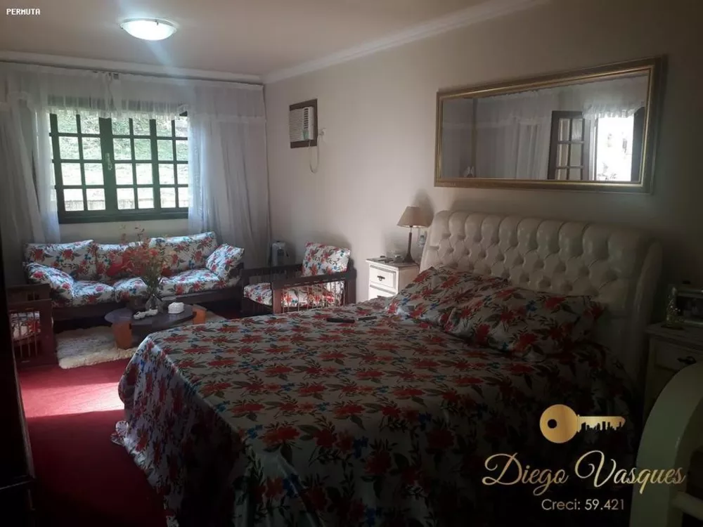 Casa, 3 quartos, 210 m² - Foto 14