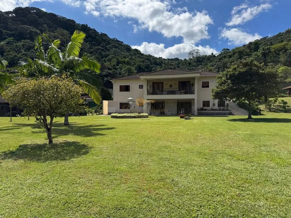 Casa, 6 quartos, 4131 m² - Foto 18