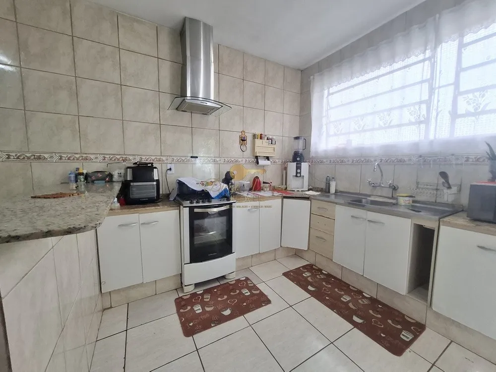 Casa, 4 quartos, 1635 m² - Foto 22