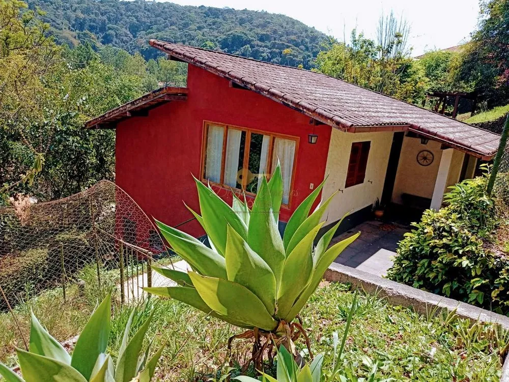 Casa, 4 quartos, 2031 m² - Foto 1