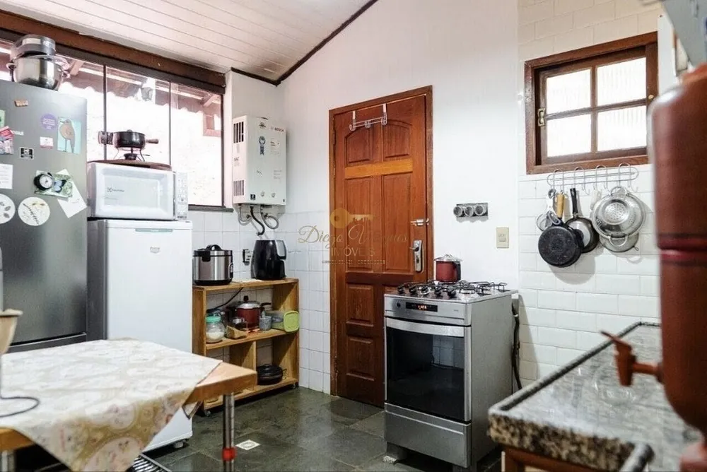 Casa, 4 quartos, 2031 m² - Foto 13