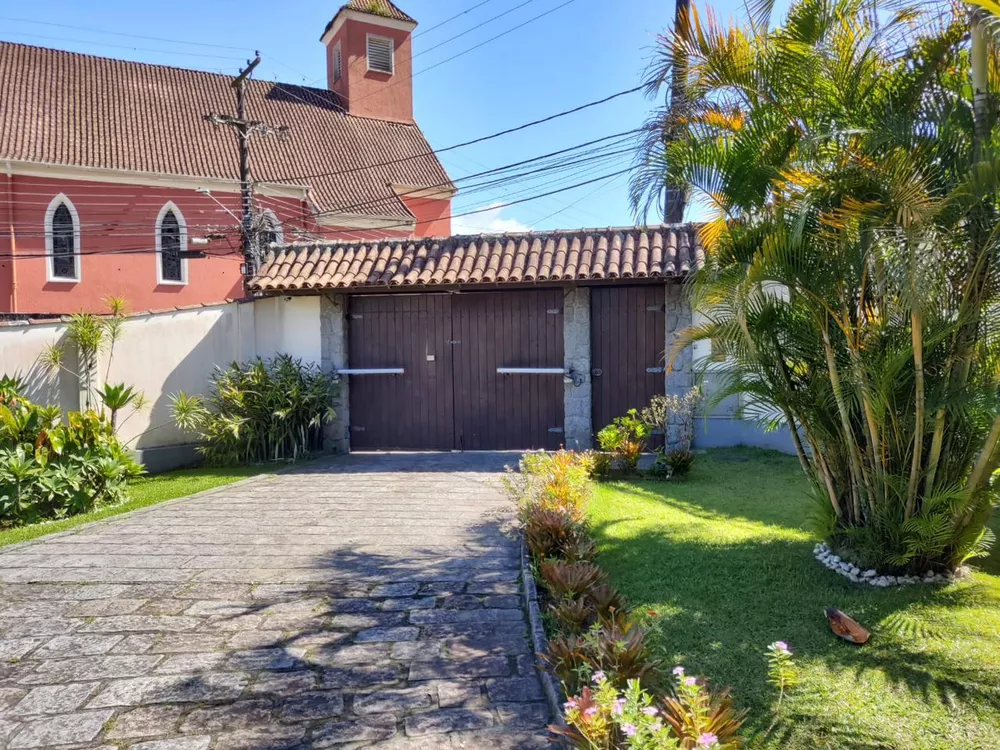 Casa à venda com 3 quartos, 1781m² - Foto 4