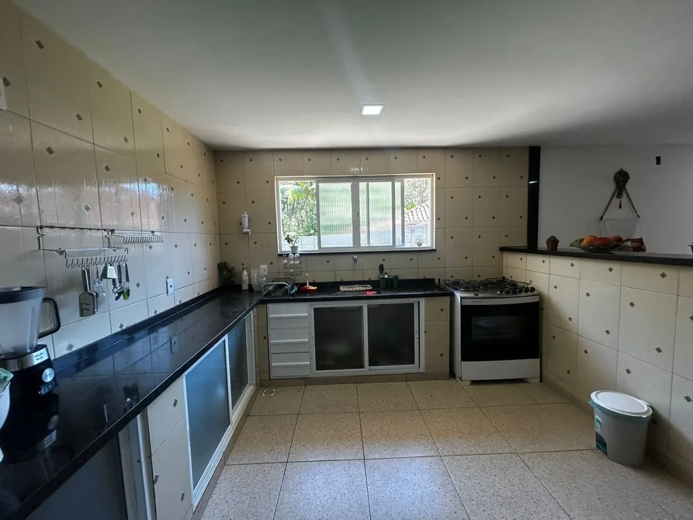 Casa, 4 quartos, 230 m² - Foto 8