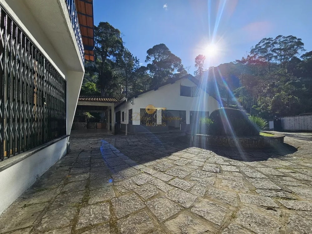 Casa, 3 quartos, 253 m² - Foto 15