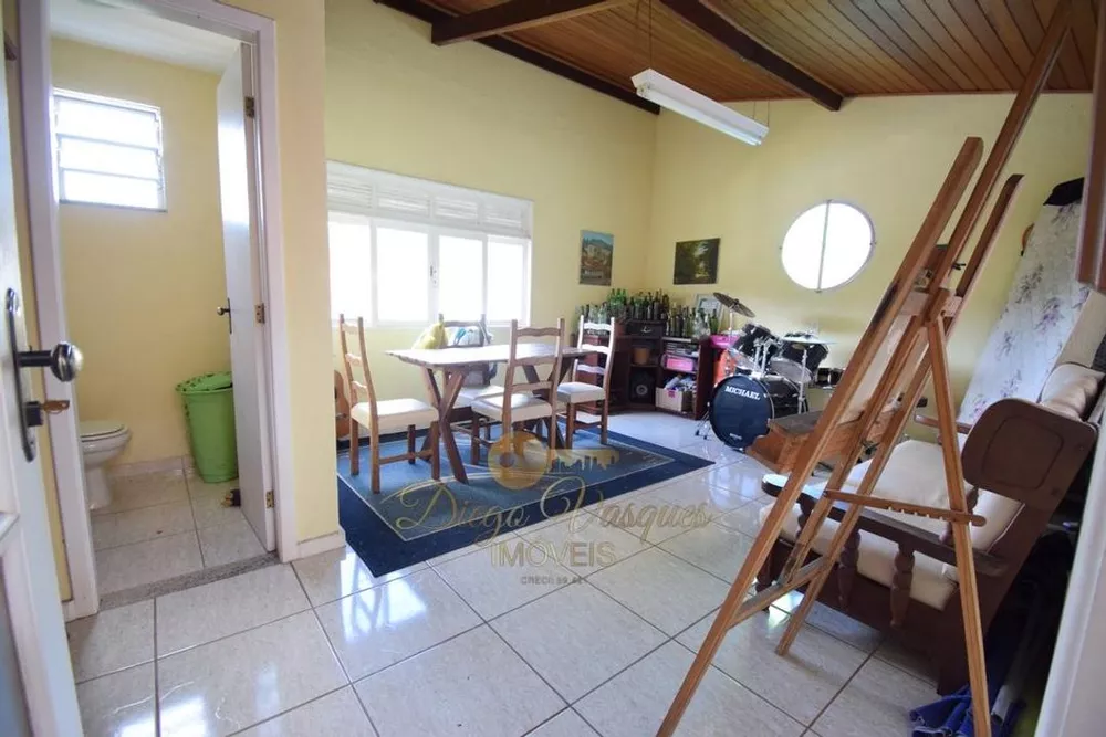 Casa, 3 quartos, 360 m² - Foto 1