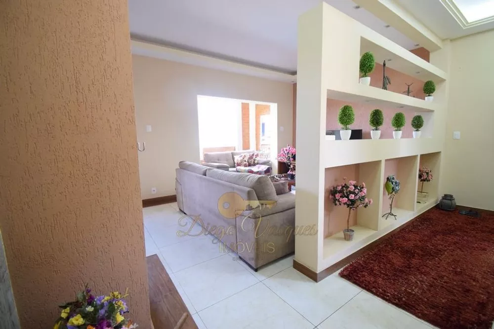 Casa, 3 quartos, 360 m² - Foto 2
