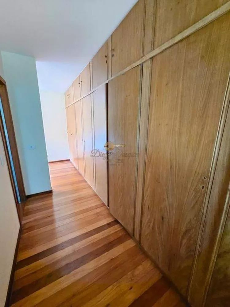 Casa, 5 quartos, 435 m² - Foto 3
