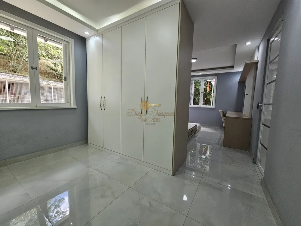 Casa, 4 quartos, 337 m² - Foto 47