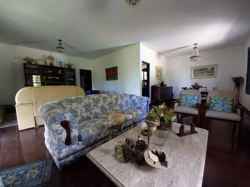 Casa, 5 quartos, 1880 m² - Foto 4