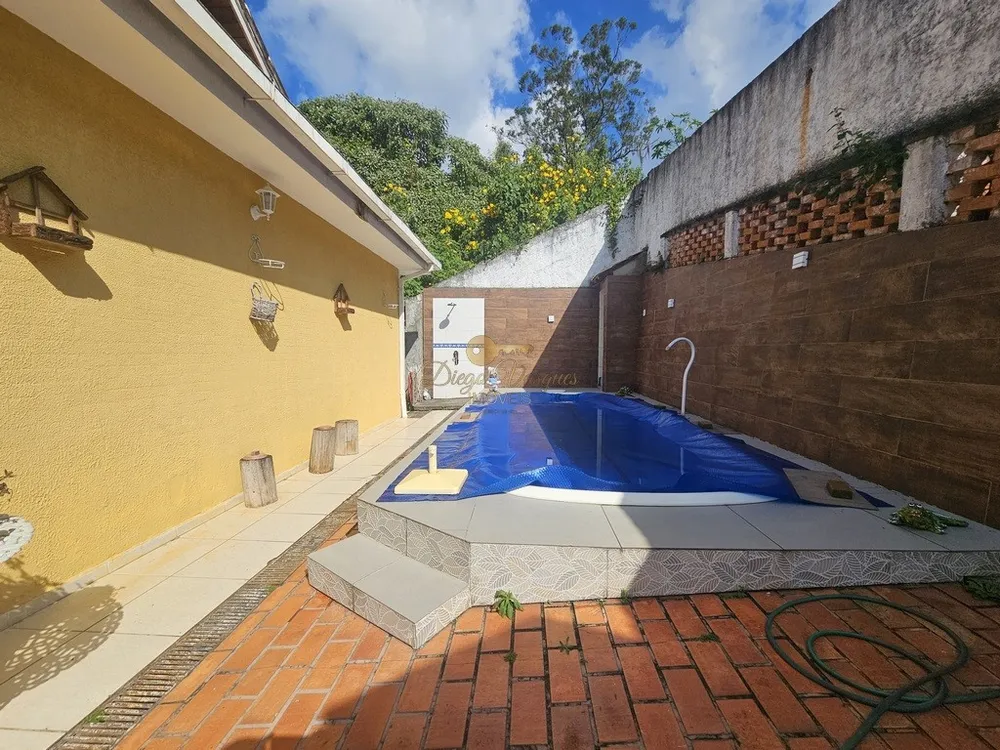 Casa, 4 quartos, 263 m² - Foto 2