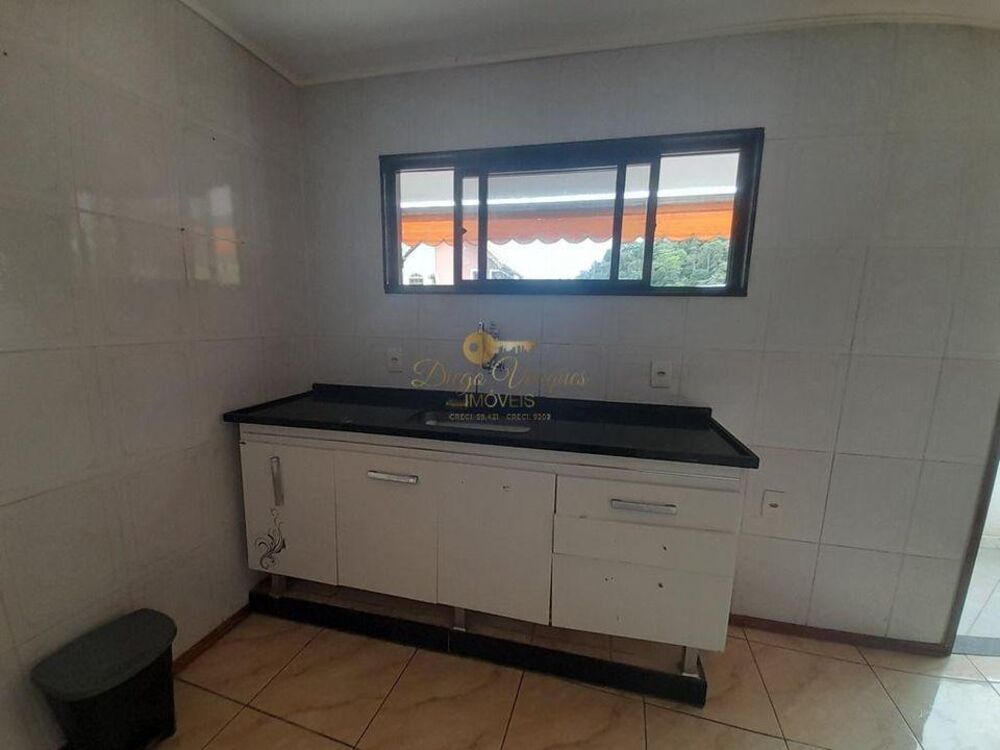 Apartamento à venda com 2 quartos, 82m² - Foto 3